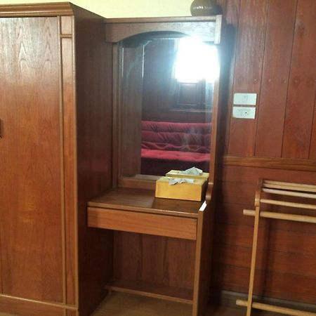 Отель Beau And Blonde House Kamala Экстерьер фото